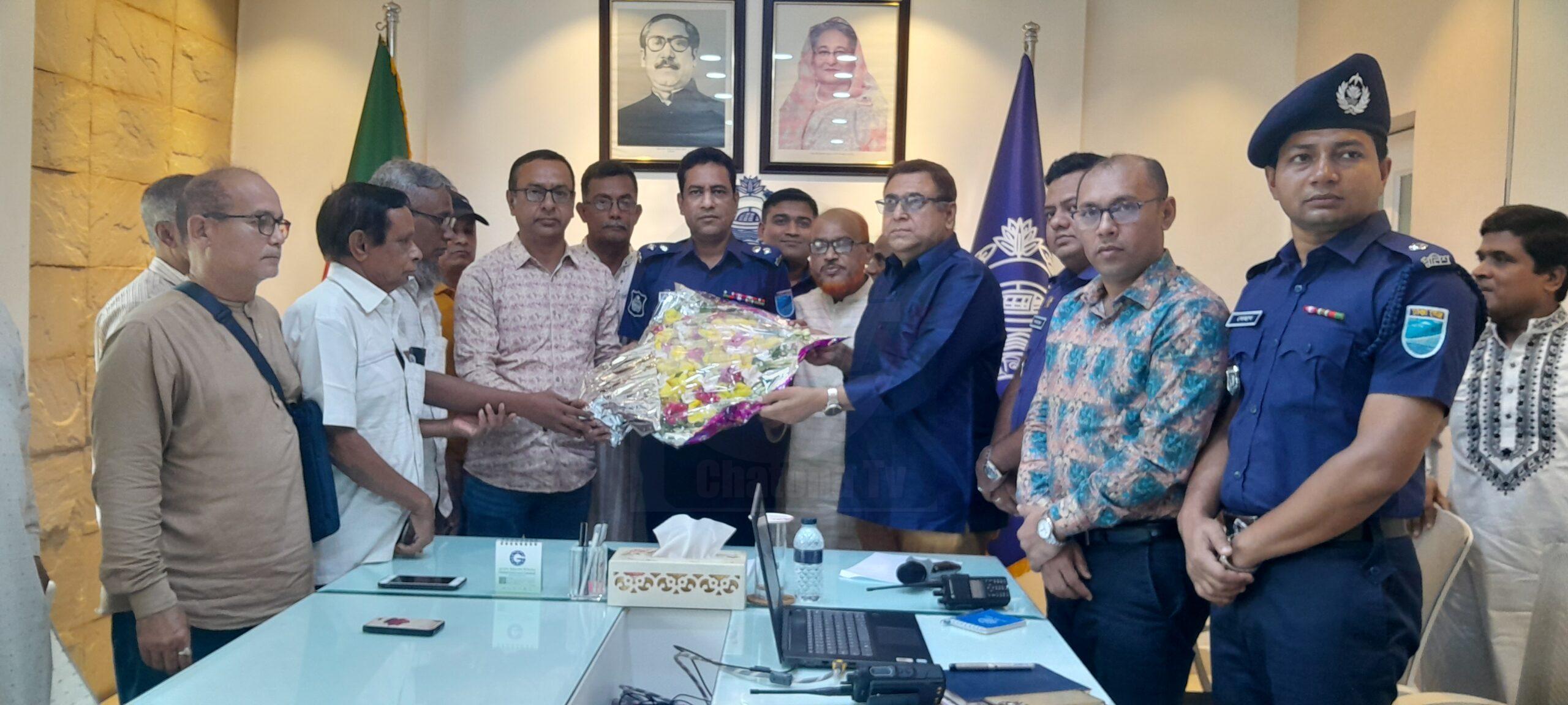 সাংবাদিকদের সাথে নরসিংদীর নবাগত পুলিশ সুপারের মতবিনিময়