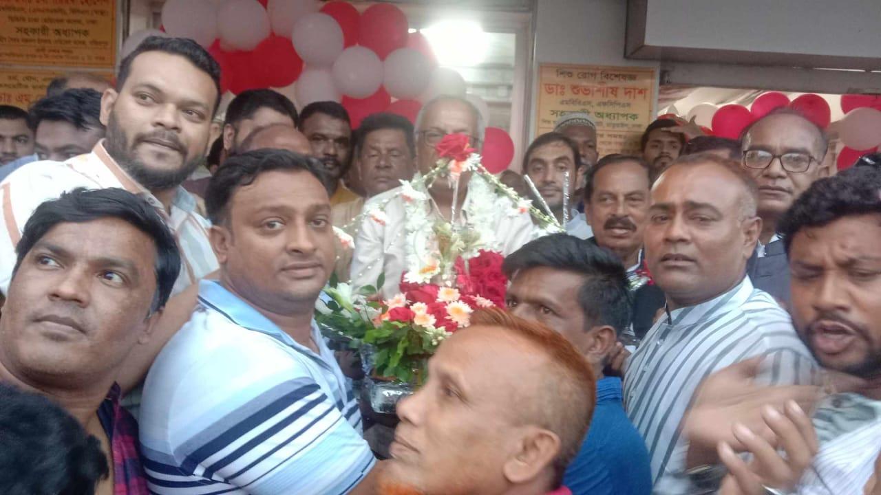 নৌকার মাঝি আমি একা নই, নৌকার মাঝি নরসিংদীবাসী সকলে- নজরুল ইসলাম