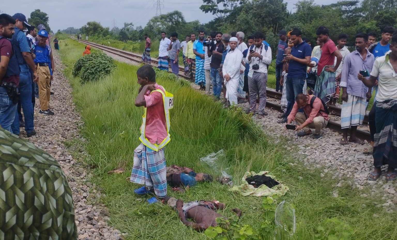 নরসিংদীতে ট্রেনে কাটা পড়ে নিহত ৬