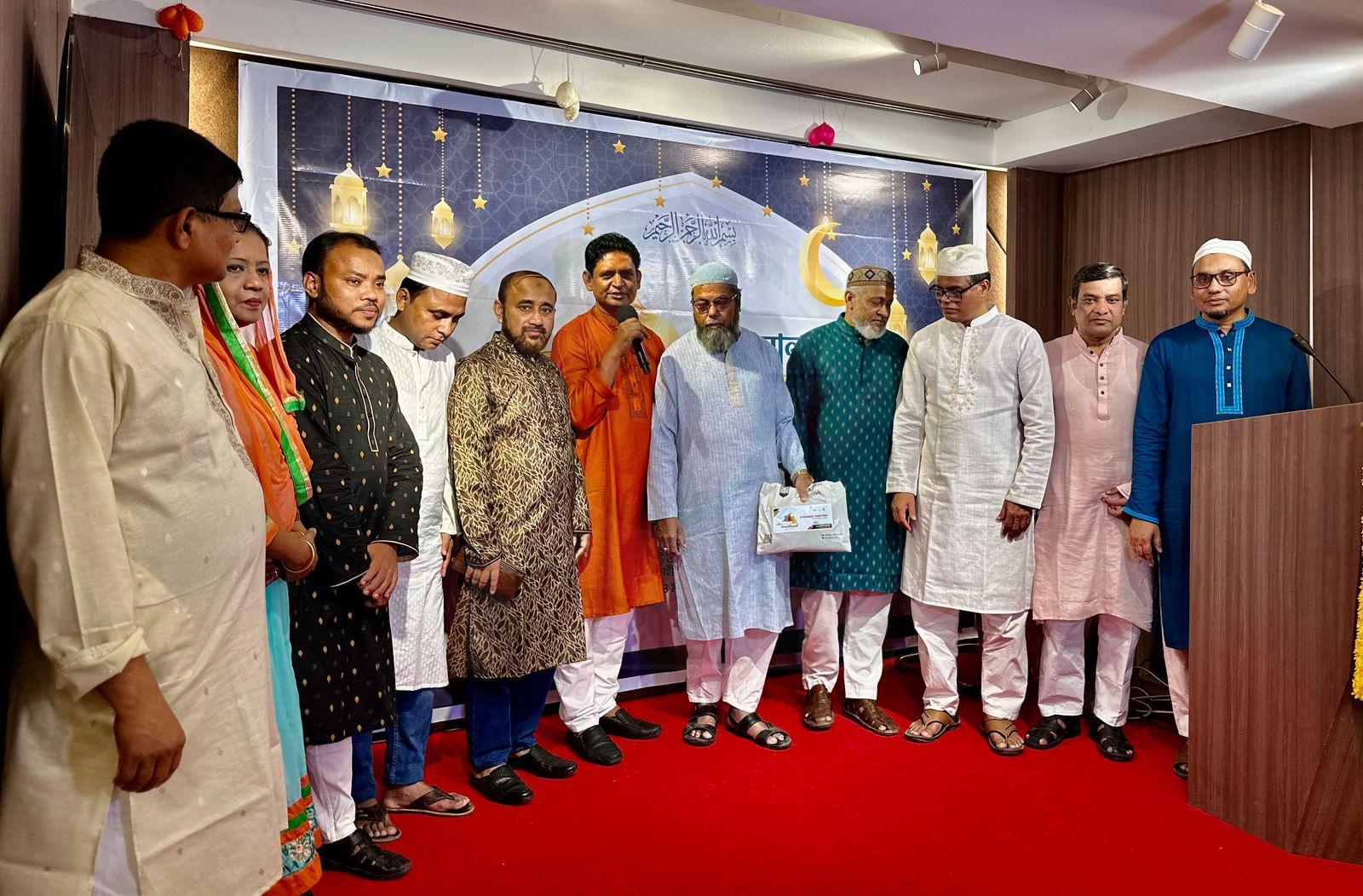এপেক্স ক্লাবের আযোজনে ইফতার মাহফিল অনুষ্ঠিত